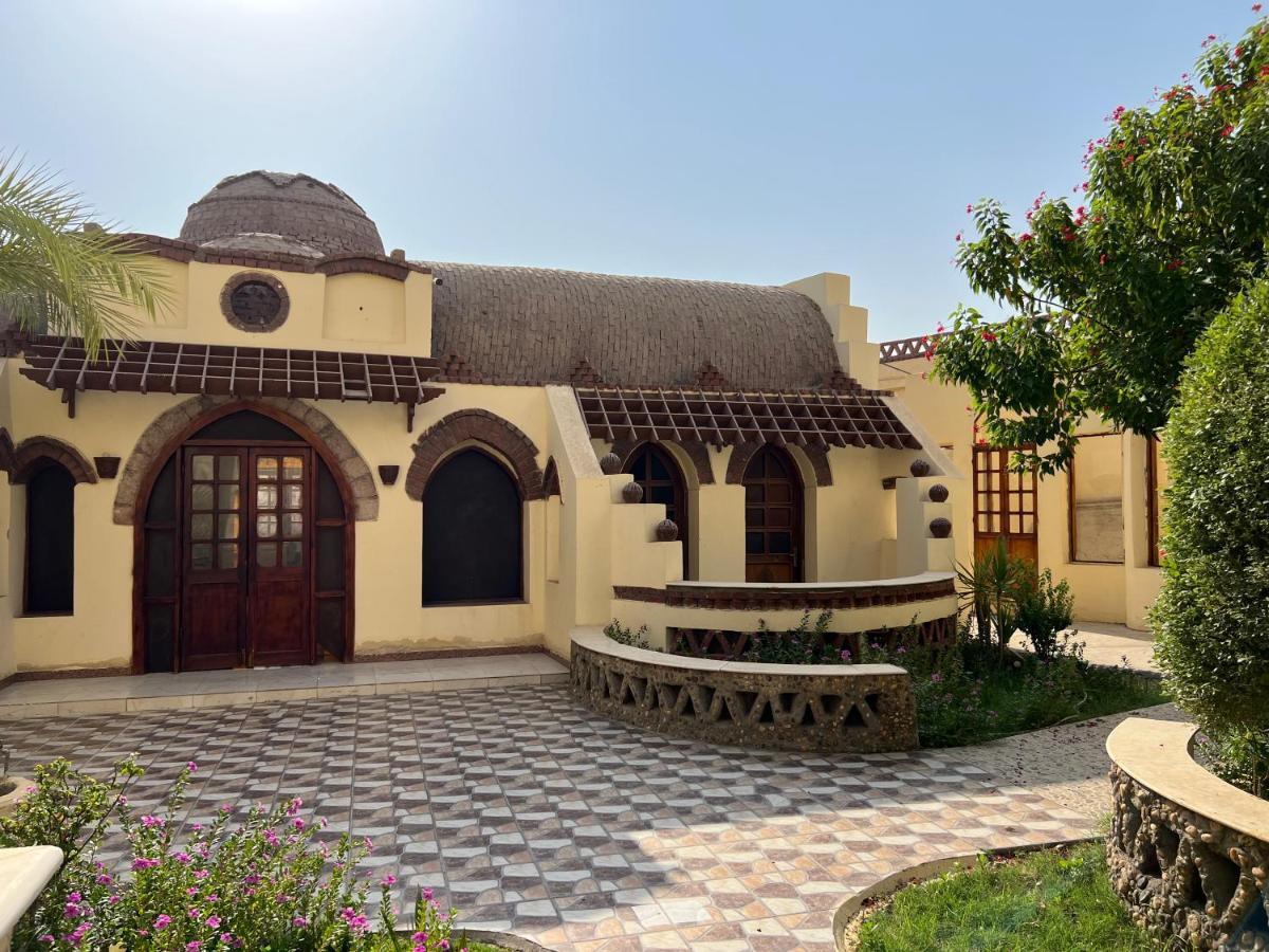 Elphardous Oasis Hotel ลักซอร์ ภายนอก รูปภาพ