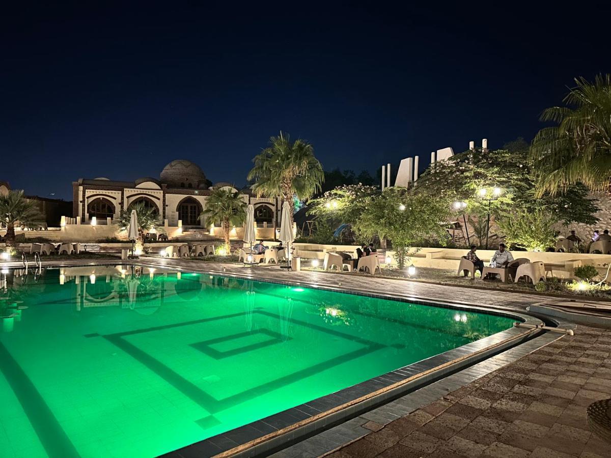 Elphardous Oasis Hotel ลักซอร์ ภายนอก รูปภาพ